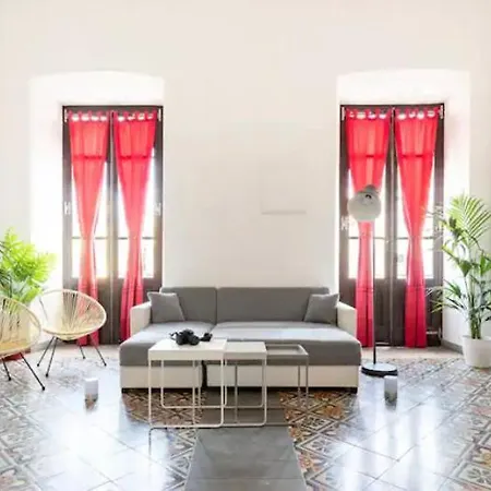 Al Porto - With Terrace - Heart Of Center Appartement Cagliari